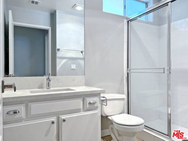 14430 BENEFIT Street 103, Sherman Oaks, CA 91423