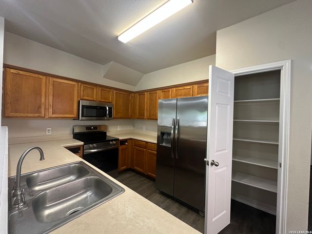 5730 Golf Hts Unit 1, San Antonio, TX 78244
