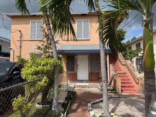 124 SW 18th Ct, Miami, FL 33135