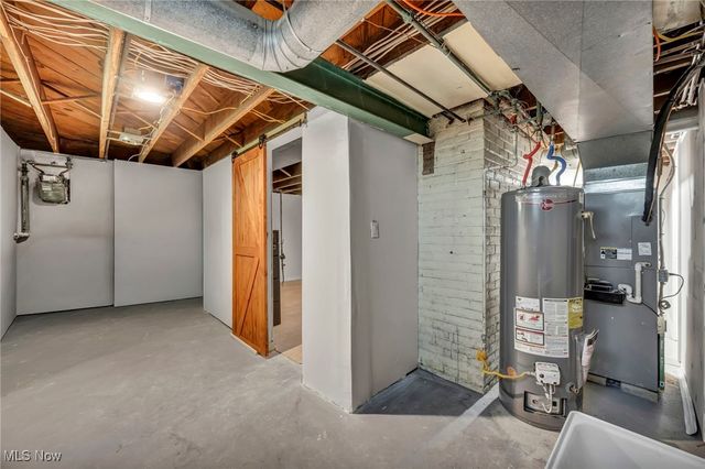 5103 Eastover Road, Lyndhurst, OH 44124