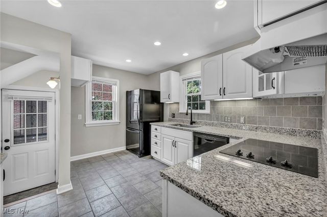 5103 Eastover Road, Lyndhurst, OH 44124