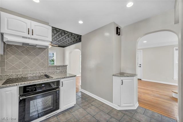 5103 Eastover Road, Lyndhurst, OH 44124