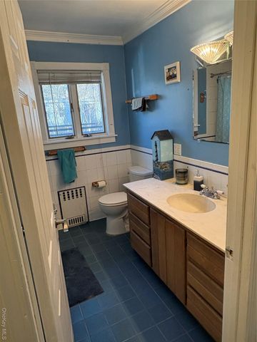 18 Tyte Drive, Riverhead, NY 11901