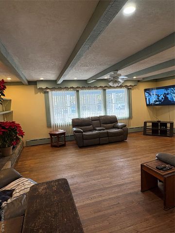 18 Tyte Drive, Riverhead, NY 11901