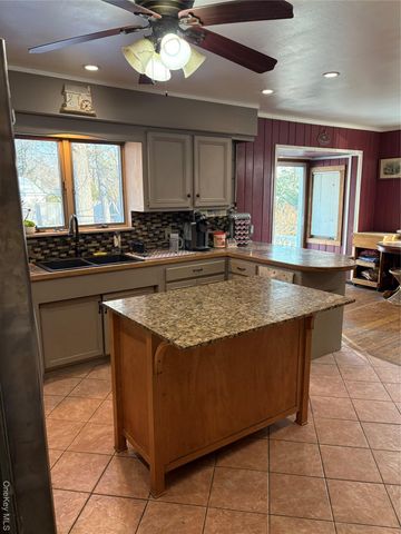 18 Tyte Drive, Riverhead, NY 11901