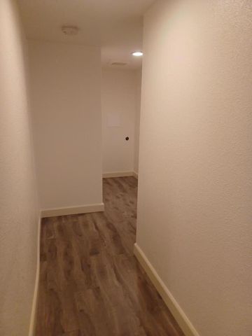 1365 Vine Street, San Jose, CA 95110