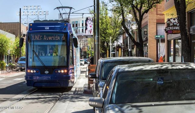 403 S El Paso Avenue, Tucson, AZ 85701