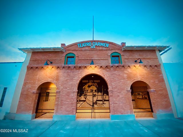 403 S El Paso Avenue, Tucson, AZ 85701