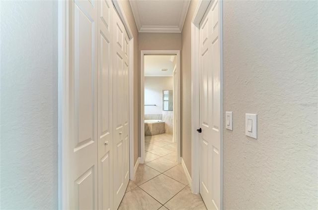 6070 BRANDON RUN, Lakewood Ranch, FL 34211