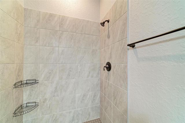 6070 BRANDON RUN, Lakewood Ranch, FL 34211