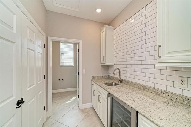 6070 BRANDON RUN, Lakewood Ranch, FL 34211