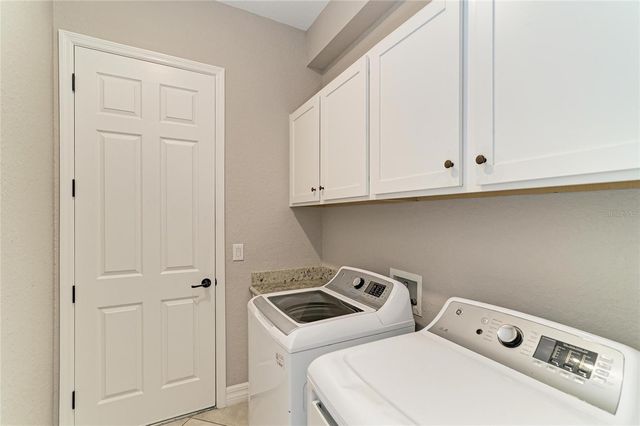 6070 BRANDON RUN, Lakewood Ranch, FL 34211