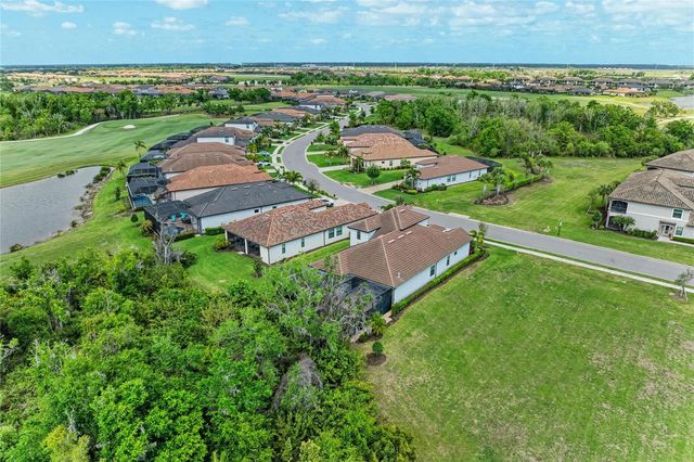 6070 BRANDON RUN, Lakewood Ranch, FL 34211