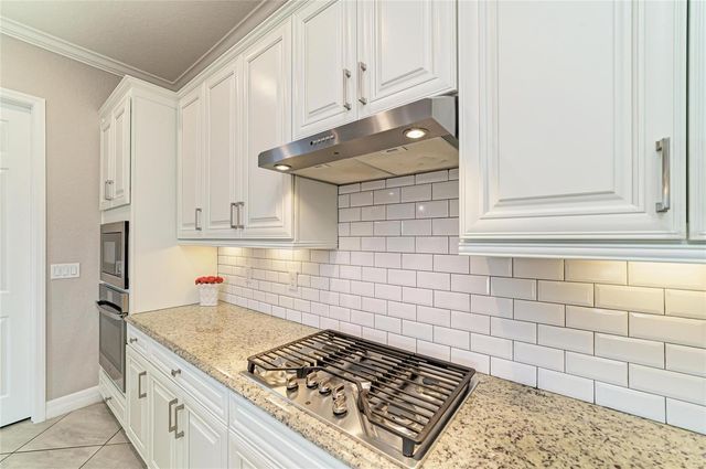 6070 BRANDON RUN, Lakewood Ranch, FL 34211