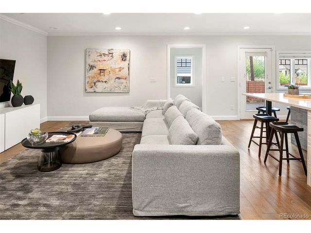 1401 S Clarkson St, Denver, CO 80210