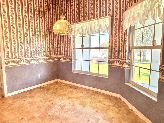 132 LAKE MARIAM WAY, Winter Haven, FL 33884
