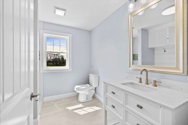 320 Old Westport, Dartmouth, MA 02747