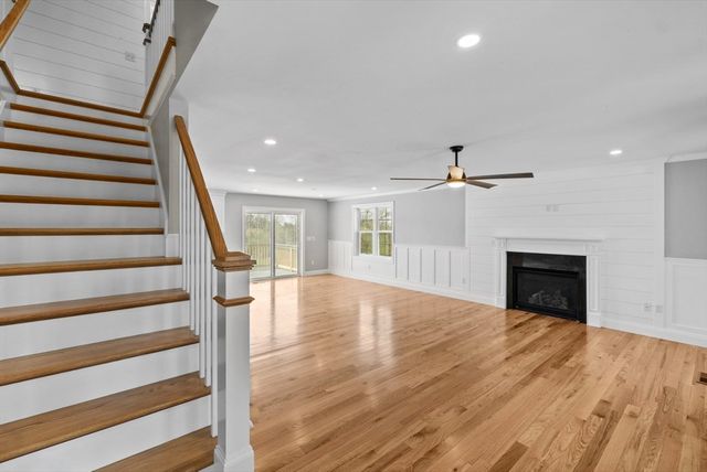 320 Old Westport, Dartmouth, MA 02747