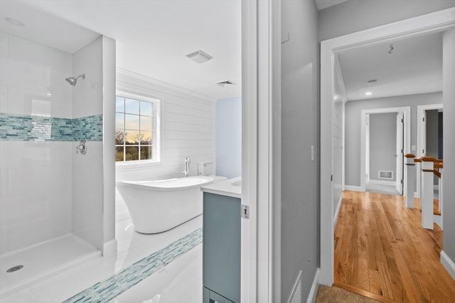 320 Old Westport, Dartmouth, MA 02747