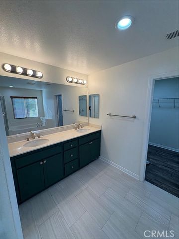 871 Via La Venta, San Marcos, CA 92069