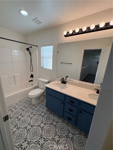 871 Via La Venta, San Marcos, CA 92069