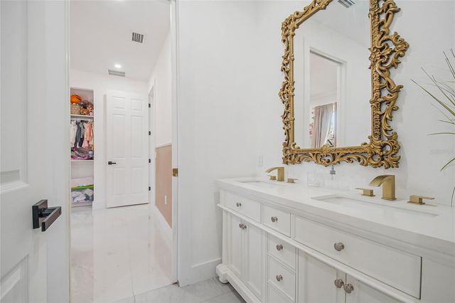 4868 CHISHOLM PARK TRAIL, St Cloud, FL 34771