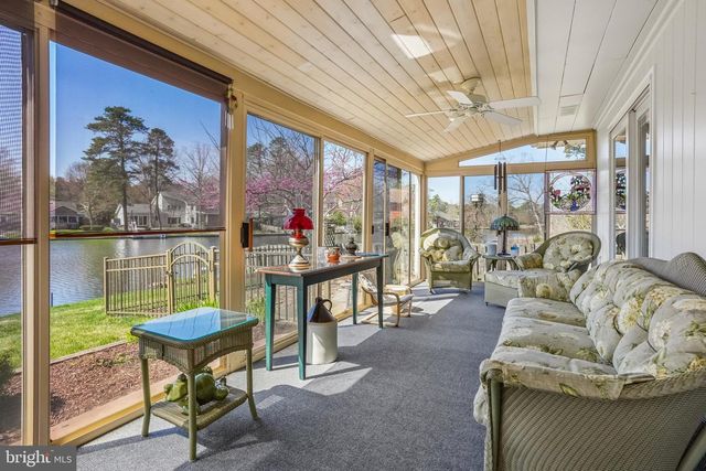 37 N LAKESIDE DR W, Medford, NJ 08055