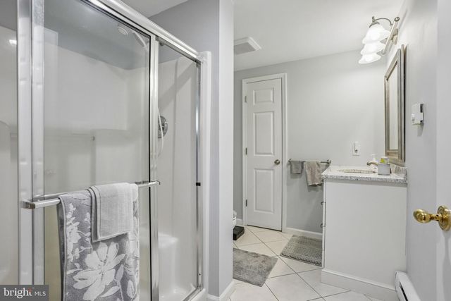 37 N LAKESIDE DR W, Medford, NJ 08055