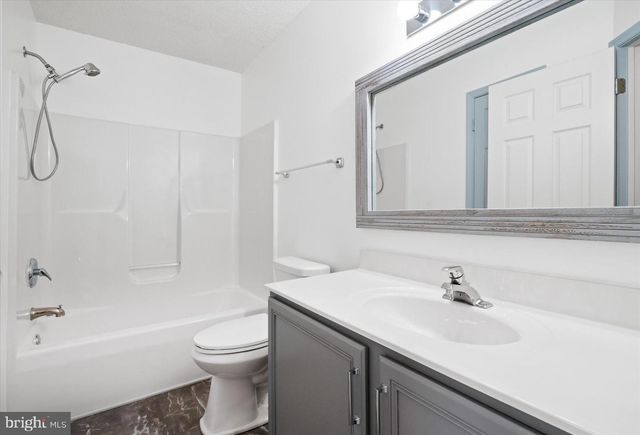 238 CAYMAN CT, Wilmington, DE 19808