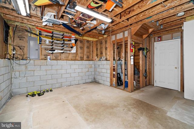 238 CAYMAN CT, Wilmington, DE 19808