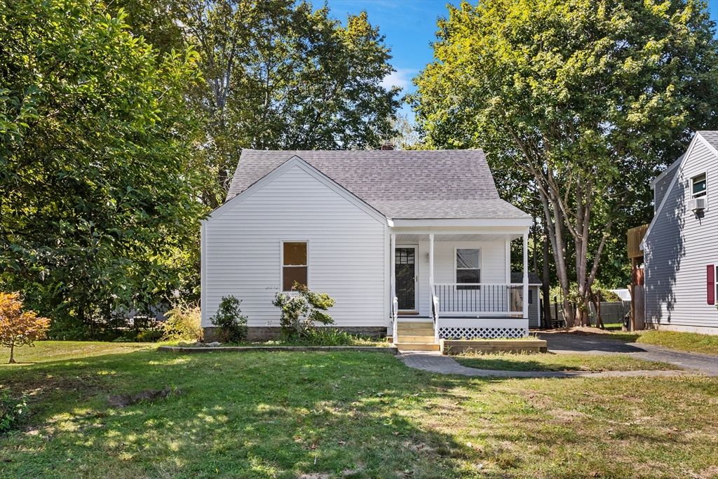 48 Coolidge Ave, Haverhill, MA 01832