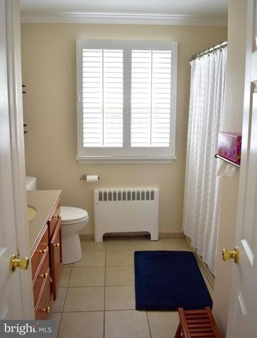 937 N HILL DR, West Chester, PA 19380