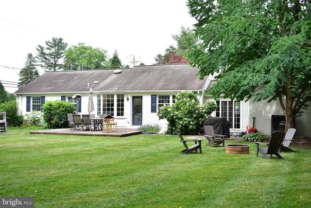 937 N HILL DR, West Chester, PA 19380