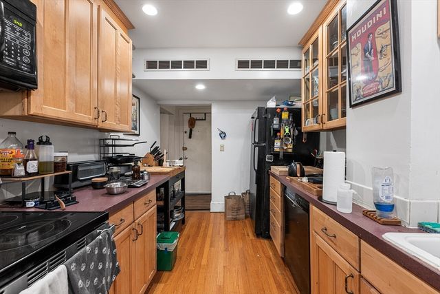 1834 Beacon St B1, Brookline, MA 02445