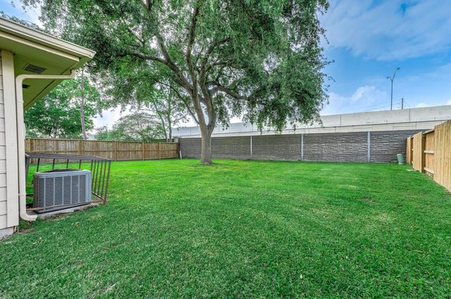 16230 Rancho Blanco Drive, Houston, TX 77083