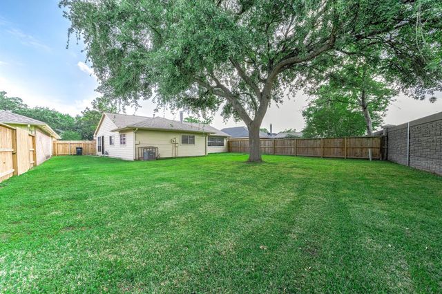 16230 Rancho Blanco Drive, Houston, TX 77083