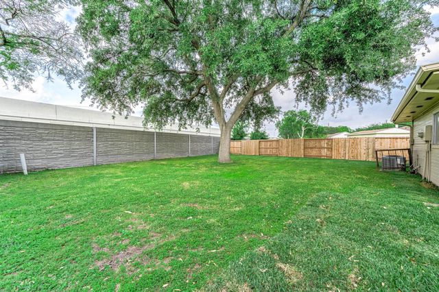 16230 Rancho Blanco Drive, Houston, TX 77083