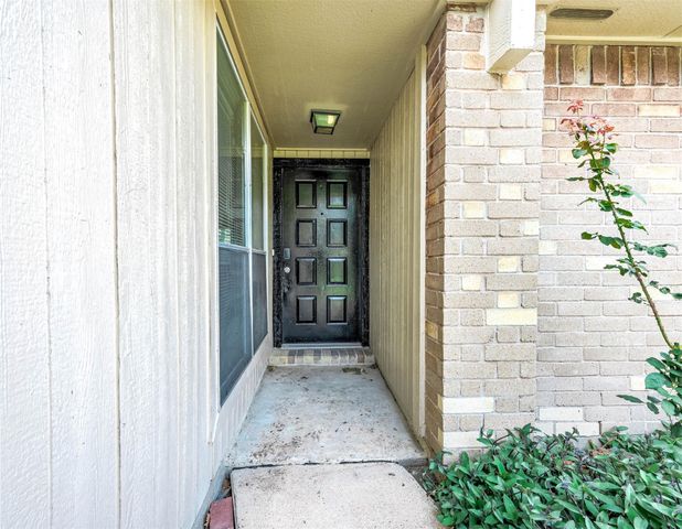 16230 Rancho Blanco Drive, Houston, TX 77083