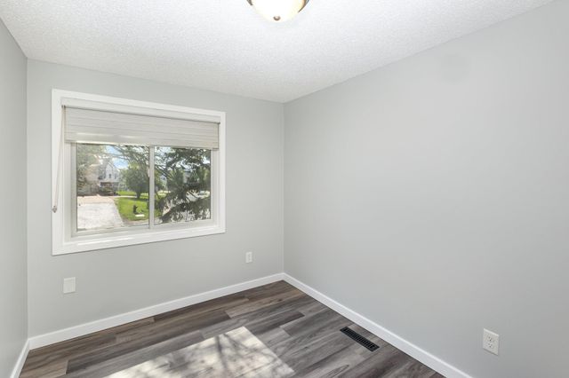 14125 Aspen Avenue NE, Prior Lake, MN 55372