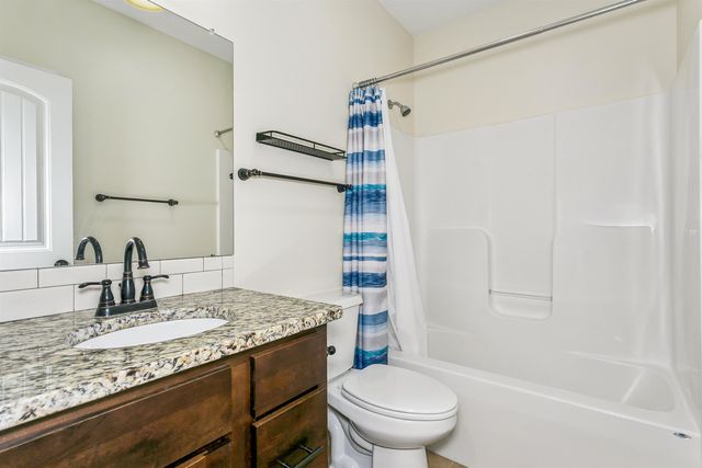609 W Russell, Mulvane, KS 67110