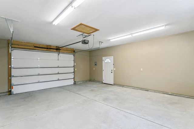 609 W Russell, Mulvane, KS 67110