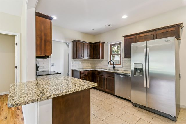 609 W Russell, Mulvane, KS 67110