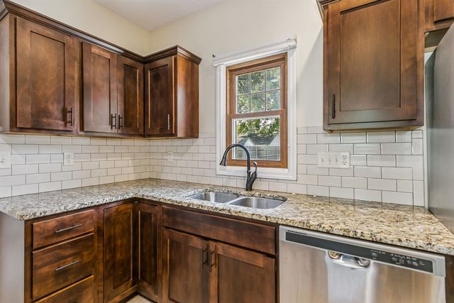 609 W Russell, Mulvane, KS 67110