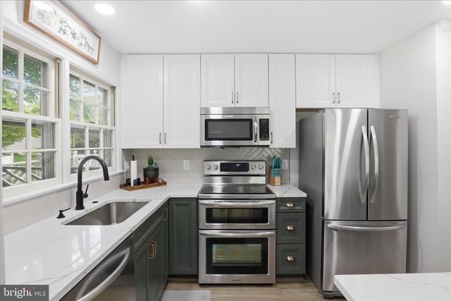 12845 MILL BROOK CT, Woodbridge, VA 22192