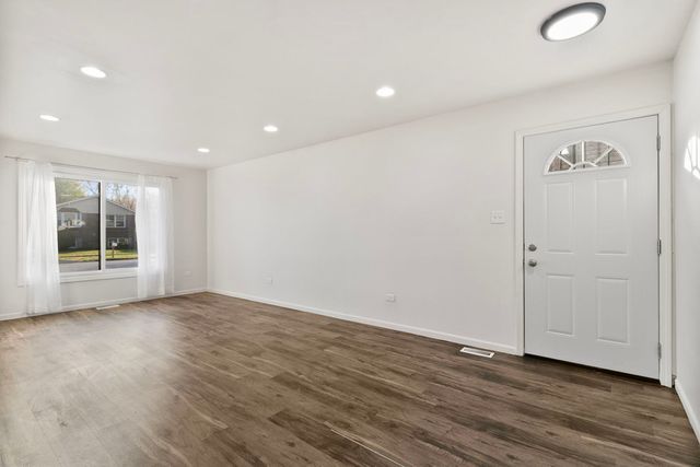 2236 W 157th Place, Markham, IL 60426