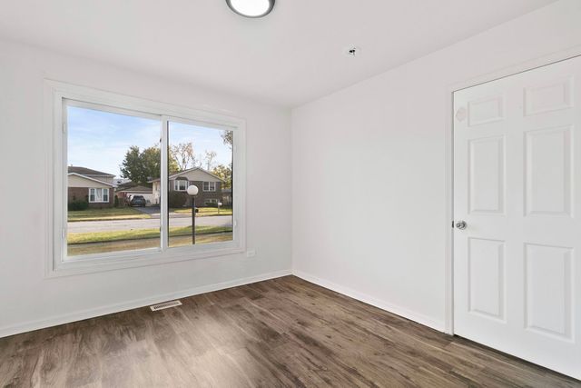 2236 W 157th Place, Markham, IL 60426