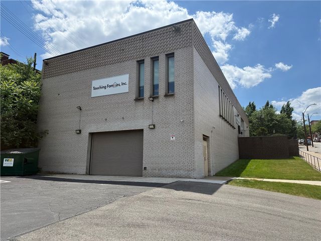 35 Grant Ave., Duquesne, PA 15110