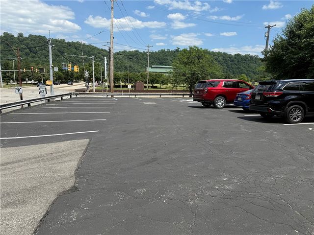 35 Grant Ave., Duquesne, PA 15110