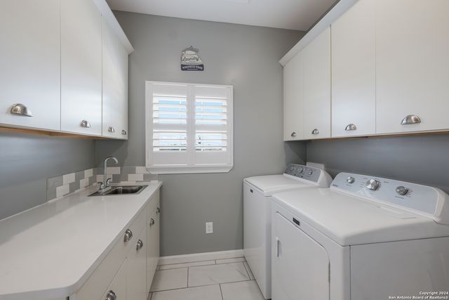 262 GANDER SLOUGH RD, Kingsbury, TX 78638