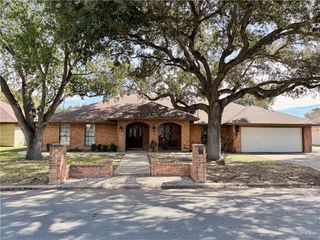 1117 S 1 1/2 Street, Mcallen, TX 78501